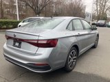 Certified 2025 Volkswagen Jetta SE w/ Sunroof Package image 3