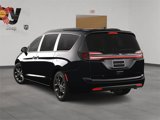 New 2025 Chrysler Pacifica Limited w/ Trailer Tow Group image 4