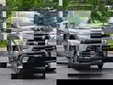 Used 2019 Toyota Highlander SE image 2