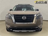 New 2025 Nissan Pathfinder Platinum image 2