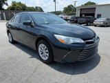 Used 2015 Toyota Camry LE image 3