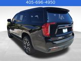 Used 2023 GMC Yukon AT4 w/ AT4 Premium Package image 3