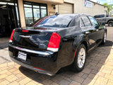 Used 2017 Chrysler 300 C image 2