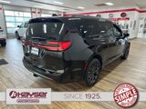 New 2025 Chrysler Pacifica Limited w/ Trailer Tow Group image 5