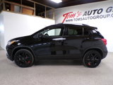 Used 2020 Chevrolet Trax LT w/ Sun & Sound Package image 2