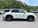 Used 2024 Nissan Pathfinder SV image 5