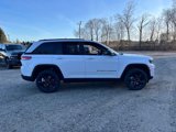 New 2025 Jeep Grand Cherokee Limited w/ Luxury Tech Group II image 5