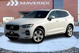 Used 2022 Volvo XC60 B5 Momentum image 3