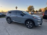 Used 2021 Nissan Rogue Platinum image 3