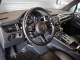 Certified 2023 Porsche Macan image 4