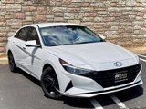 Used 2022 Hyundai Elantra SEL image 3