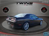Used 2022 Dodge Challenger GT image 3