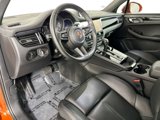Certified 2024 Porsche Macan image 4