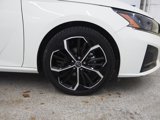 Used 2024 Nissan Altima 2.5 SR image 5