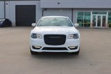 New 2023 Chrysler 300 Touring L image 2