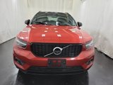 Used 2022 Volvo XC40 T5 R-Design w/ Advanced Package image 2