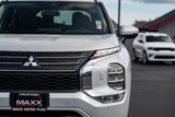 Used 2023 Mitsubishi Outlander SE image 5