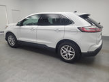 Used 2023 Ford Edge SEL image 3