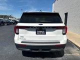 Used 2025 Ford Explorer Active w/ Active Comfort Package image 4