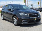 Used 2023 Chrysler Pacifica Touring-L image 2