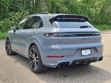 Used 2025 Porsche Cayenne GTS image 3