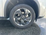 Used 2025 Nissan Rogue SV image 5