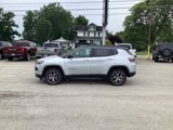 New 2025 Jeep Compass Limited image 4
