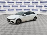 Used 2025 Hyundai Elantra SE image 5
