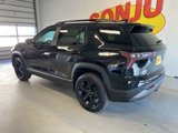 New 2025 Chevrolet Equinox LT w/ Convenience Package II image 2
