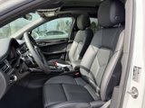 Certified 2025 Porsche Macan image 5