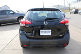 Used 2019 Nissan Kicks SV image 2