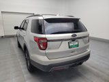 Used 2017 Ford Explorer XLT w/ Equipment Group 202A image 5