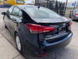 Used 2017 Kia Forte S image 2