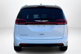 Used 2022 Chrysler Pacifica Touring-L image 6