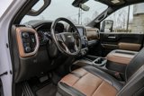 Used 2021 Chevrolet Silverado 2500 High Country w/ Technology Package image 3