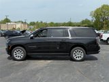 New 2025 Chevrolet Suburban Premier image 2