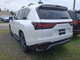 New 2025 Lexus LX 600 4WD w/ Luxury Package image 4