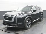 New 2025 Nissan Pathfinder Platinum image 3