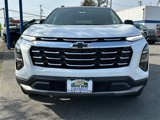 New 2025 Chevrolet Equinox LT image 3