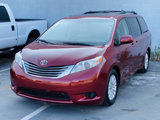 Used 2015 Toyota Sienna image 3