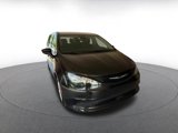 Used 2024 Chrysler Voyager LX image 3