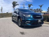 Used 2023 Chrysler Pacifica Touring-L image 3
