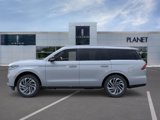 New 2025 Lincoln Navigator Reserve image 3
