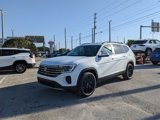 New 2025 Volkswagen Atlas SE image 2