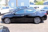 Used 2023 Nissan Altima 2.5 SV image 2