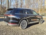 New 2025 Lincoln Aviator AWD image 3