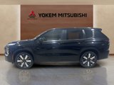 New 2025 Mitsubishi Outlander SE image 2