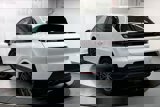 New 2025 Porsche Cayenne image 3