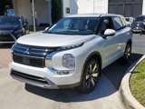 New 2025 Mitsubishi Outlander SE image 3