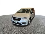Used 2024 Chrysler Pacifica Limited image 2